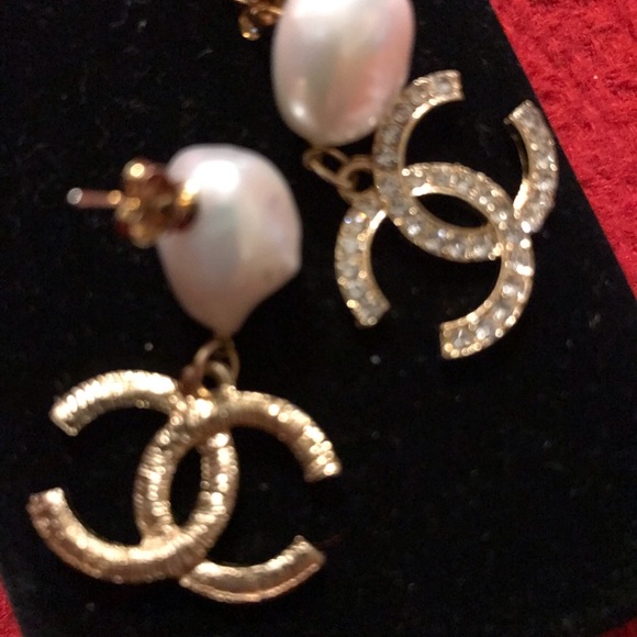 Akoya sea Pearl earrings - Picture 5 of 16